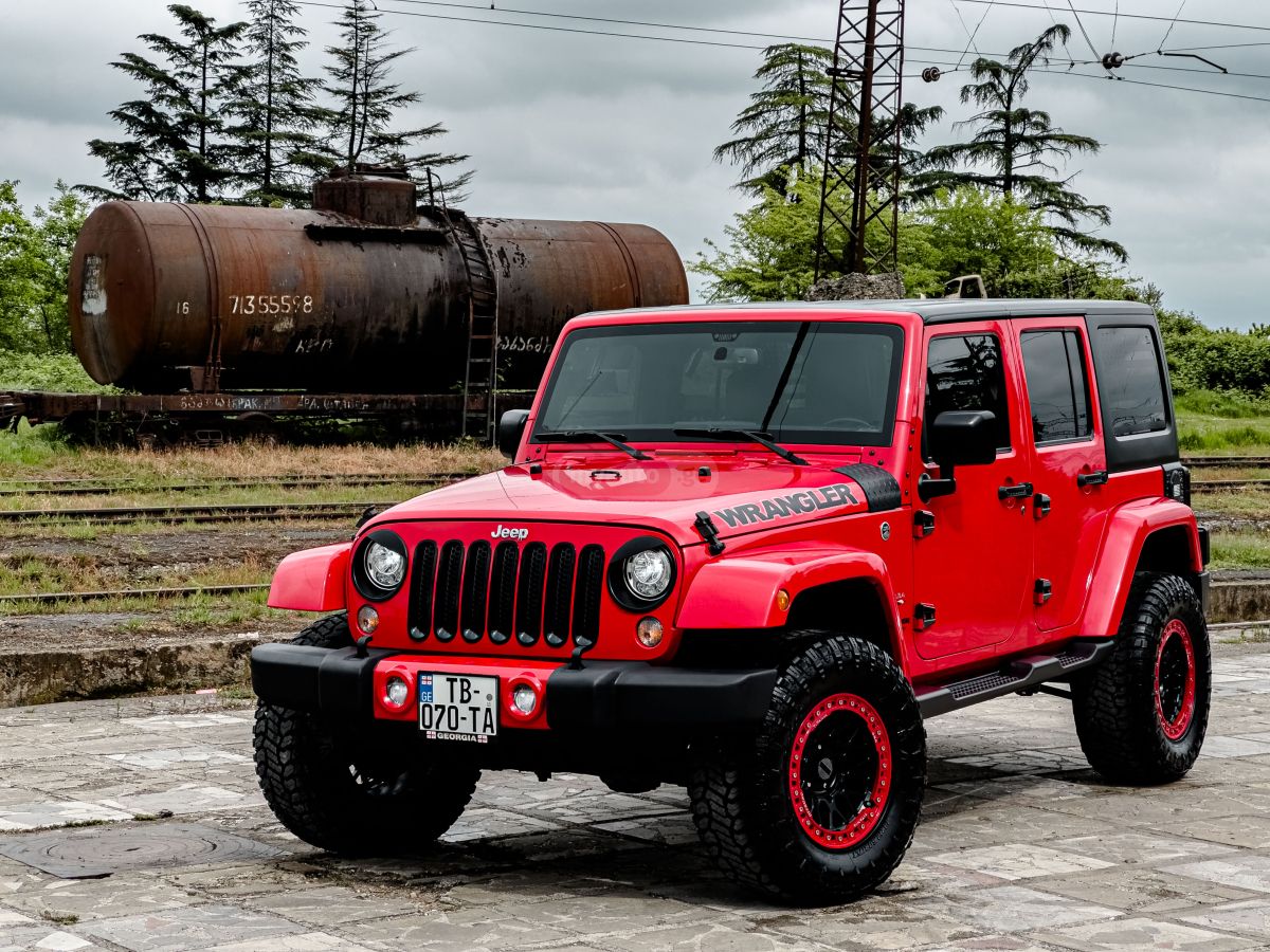 Jeep Wrangler - фото 1