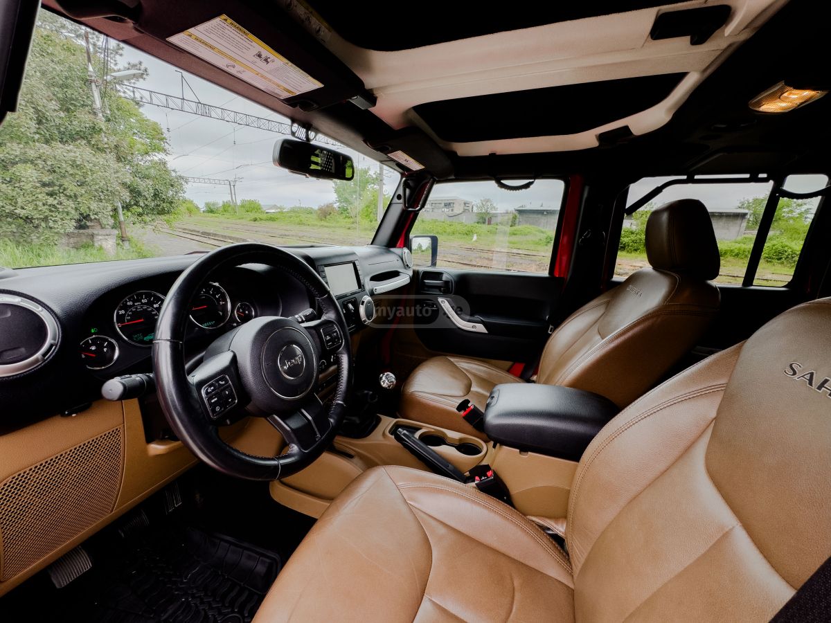 Jeep Wrangler - фото 14
