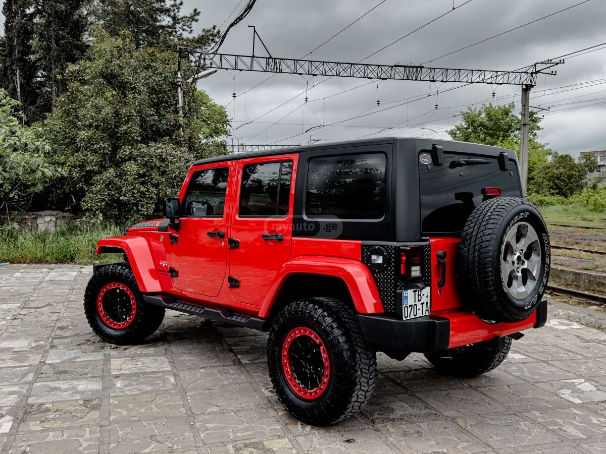 Jeep Wrangler - фото 7