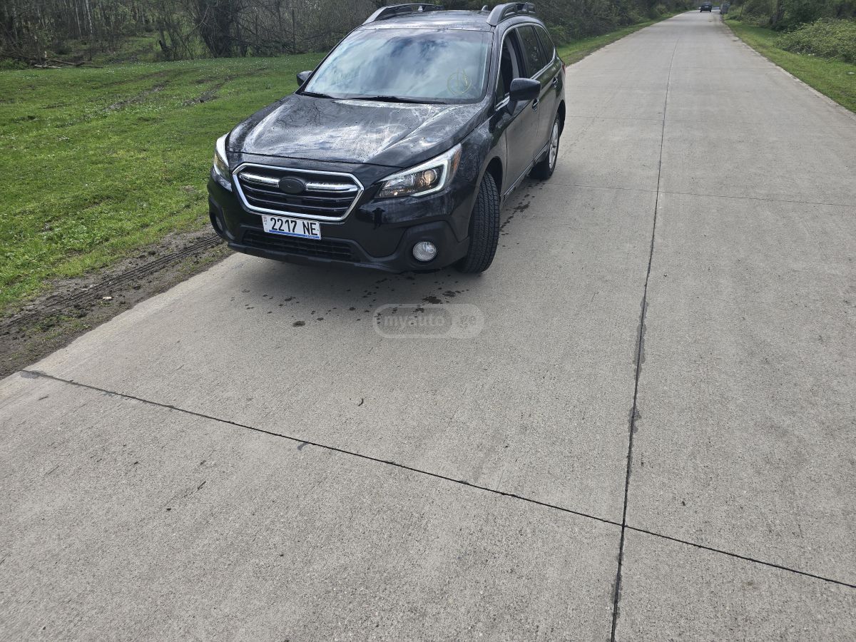 Subaru Outback - фото 1