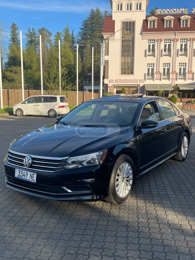 Volkswagen Passat - фото 2