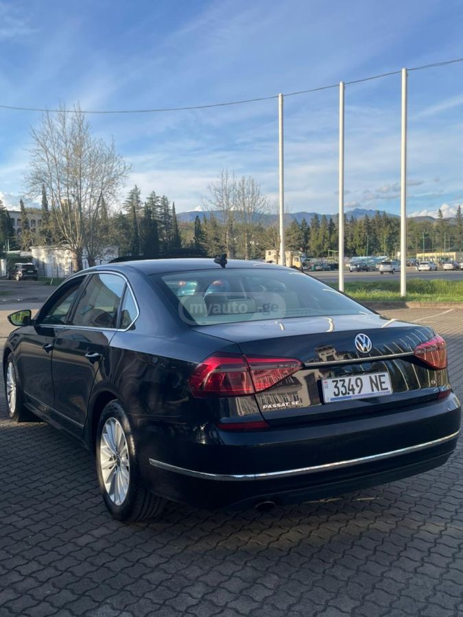 Volkswagen Passat - фото 3