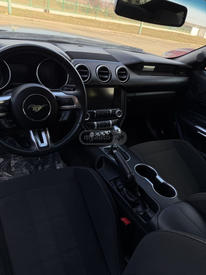 Ford Mustang - фото 9