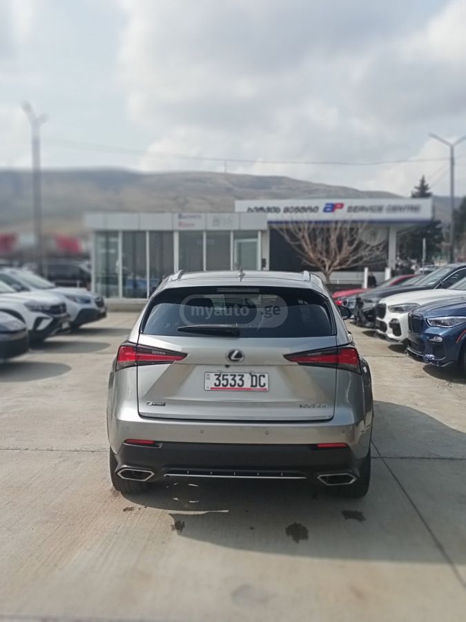 Lexus NX 300 - фото 4