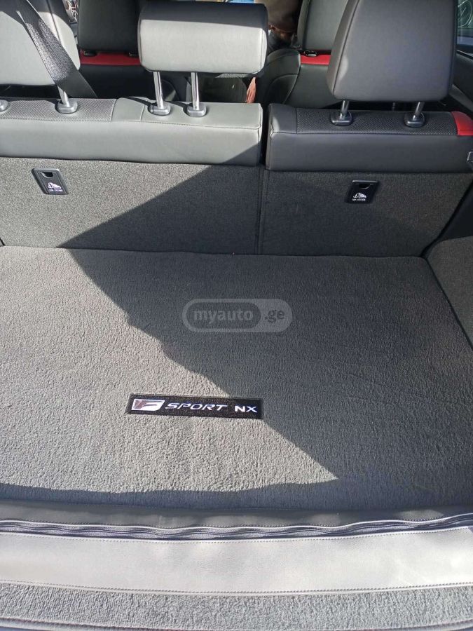 Lexus NX 300 - фото 9