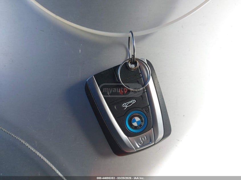 BMW I3 120Ah s w/Range Extender 4dr R 2020 — миниатюра 11