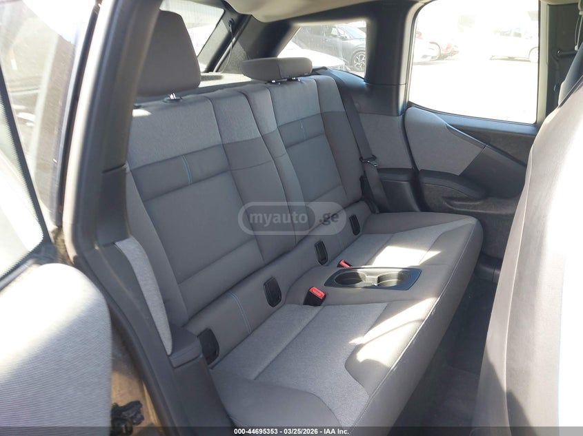 BMW I3 120Ah s w/Range Extender 4dr R 2020 — миниатюра 8