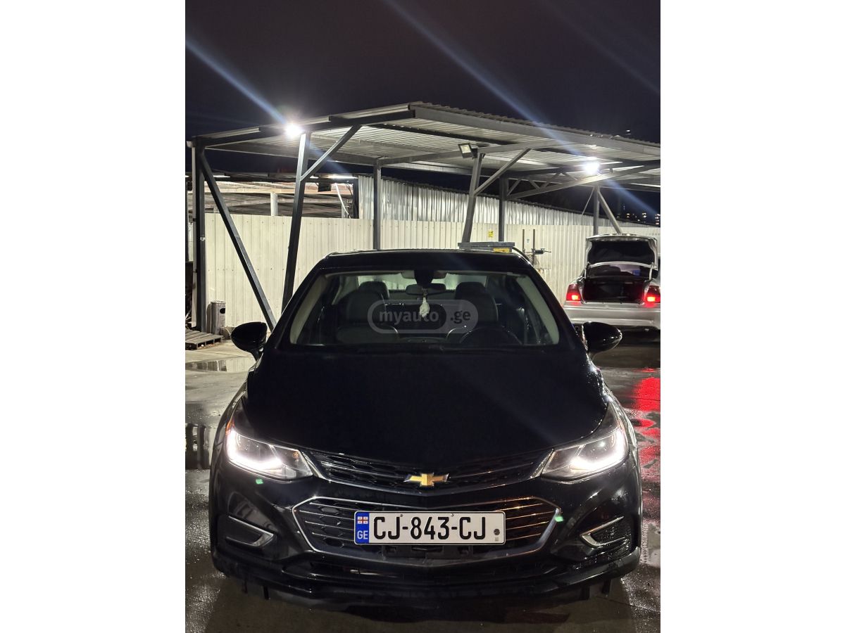 Chevrolet Cruze - фото 1