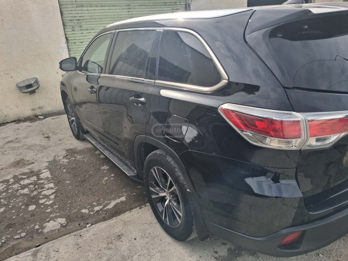 Toyota Highlander - фото 5