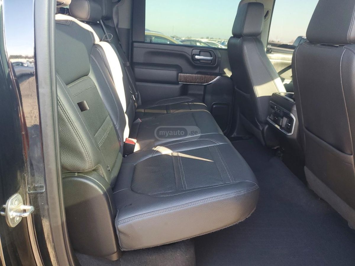 GMC Sierra - фото 10