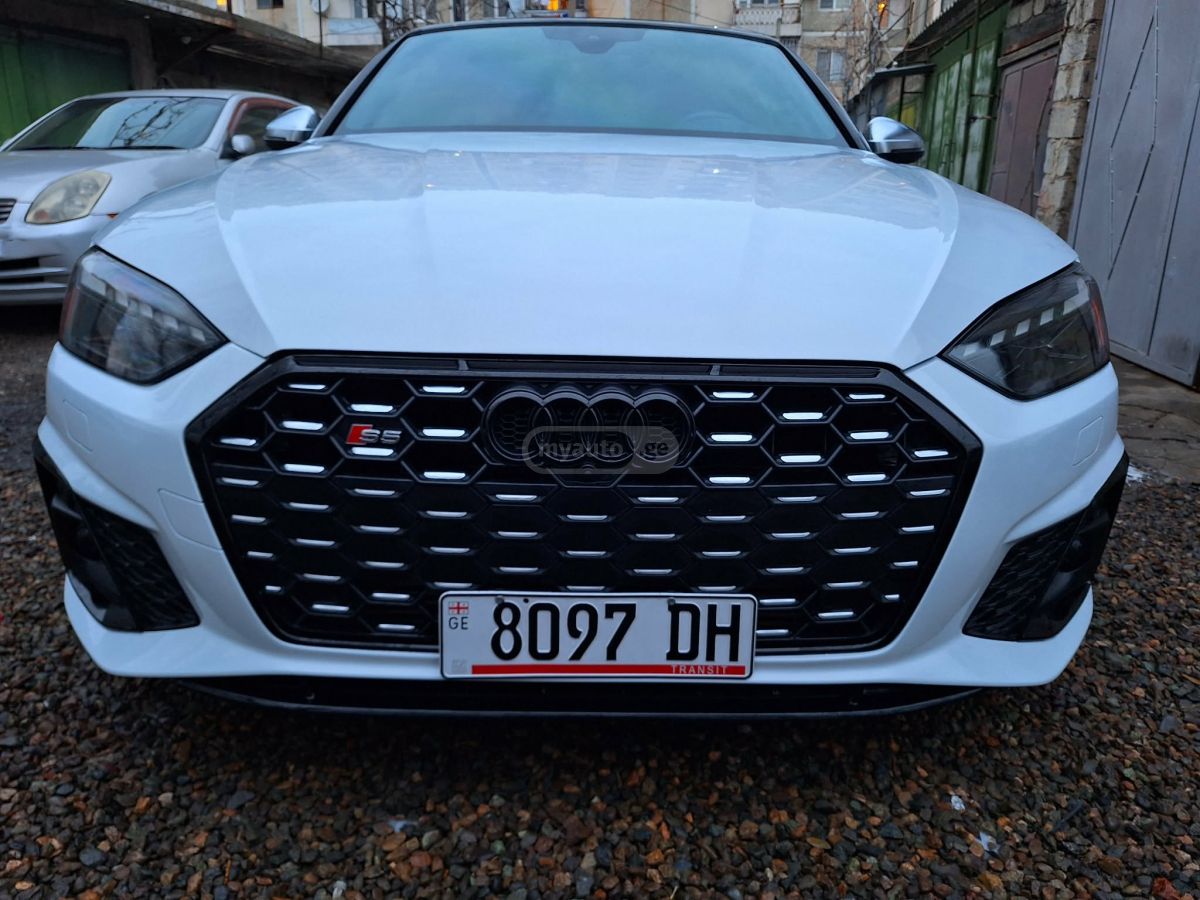 Audi A5 - фото 1