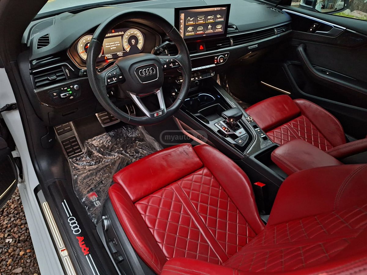Audi A5 - фото 13