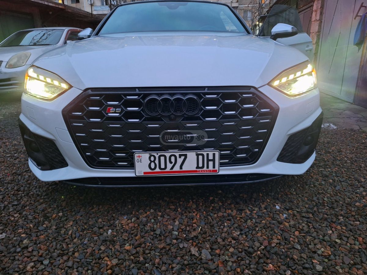 Audi A5 - фото 2