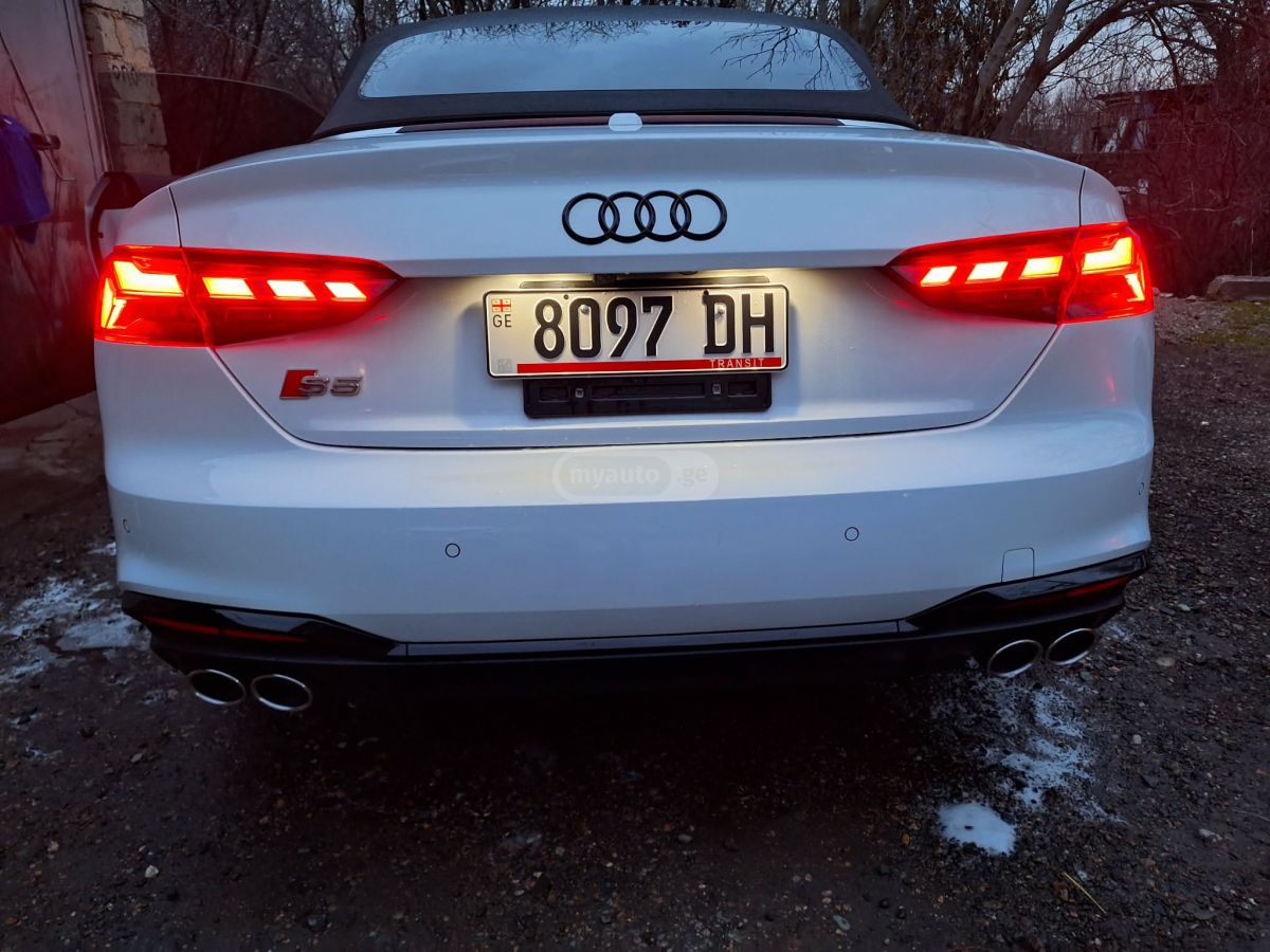 Audi A5 - фото 7