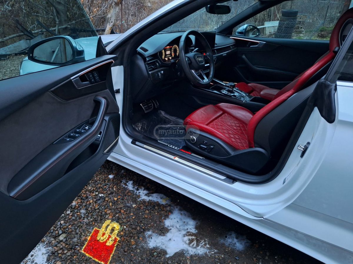Audi A5 - фото 8