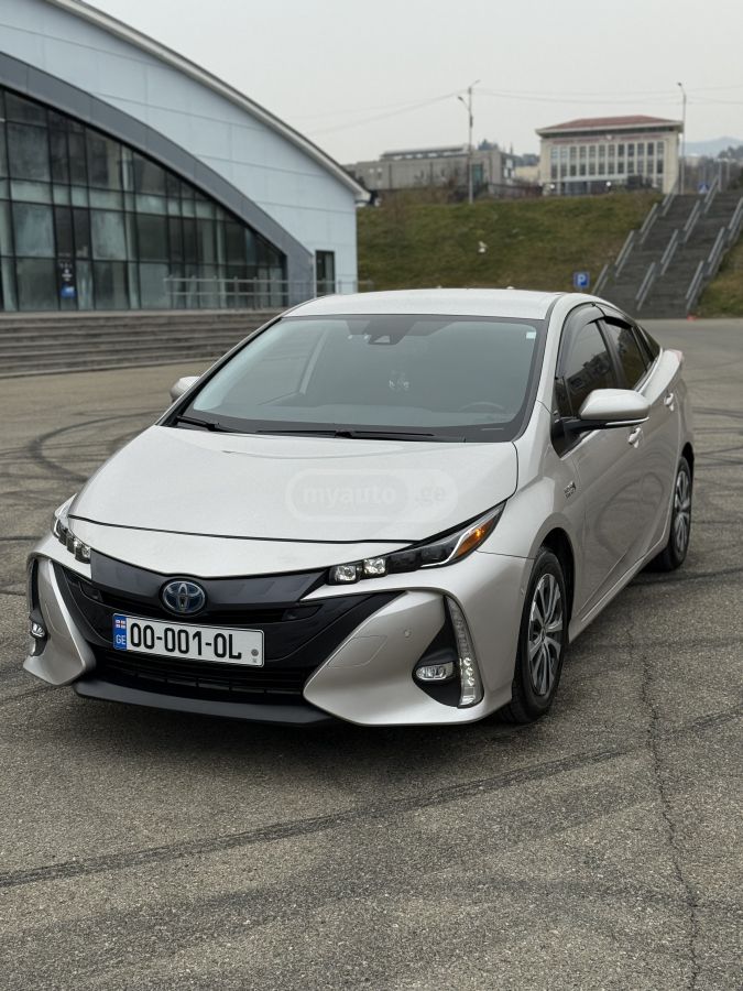 Toyota Prius Prime 2021 — миниатюра 4