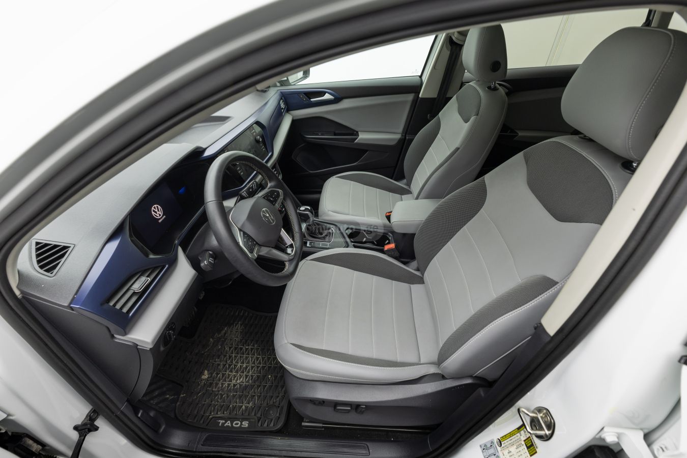 Volkswagen Taos - фото 10