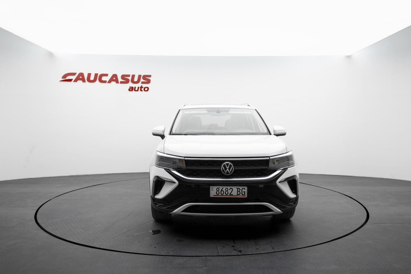 Volkswagen Taos - фото 2