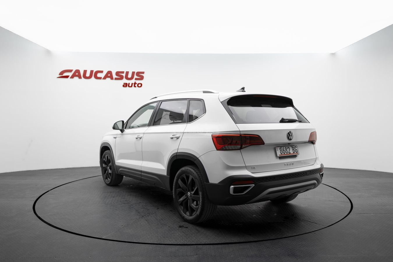 Volkswagen Taos - фото 6