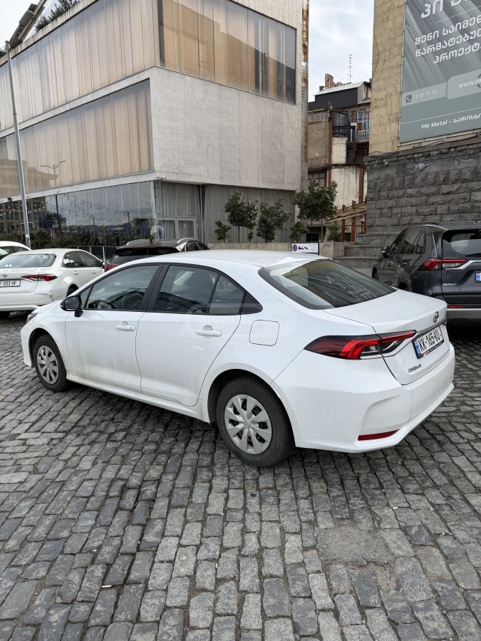 Toyota Corolla - фото 3