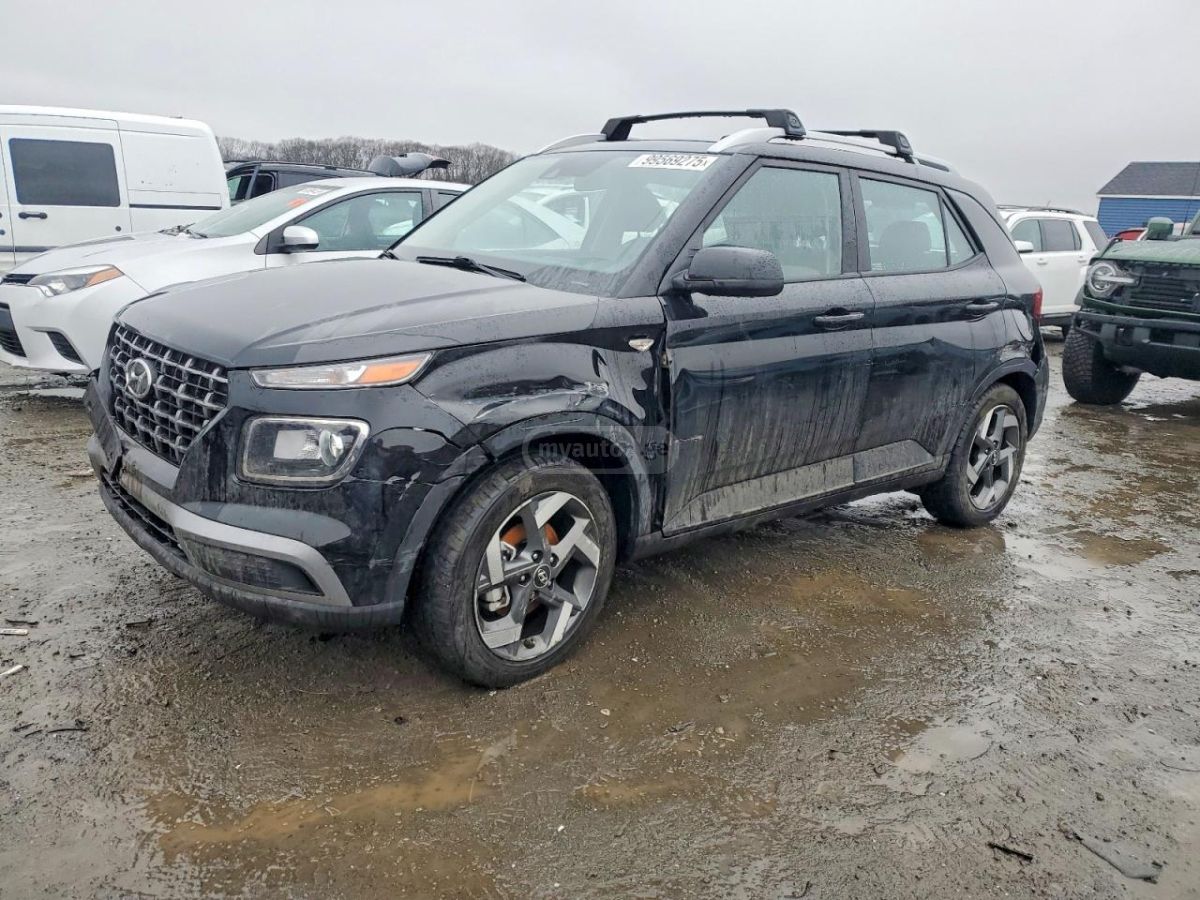 Hyundai venue - фото 1