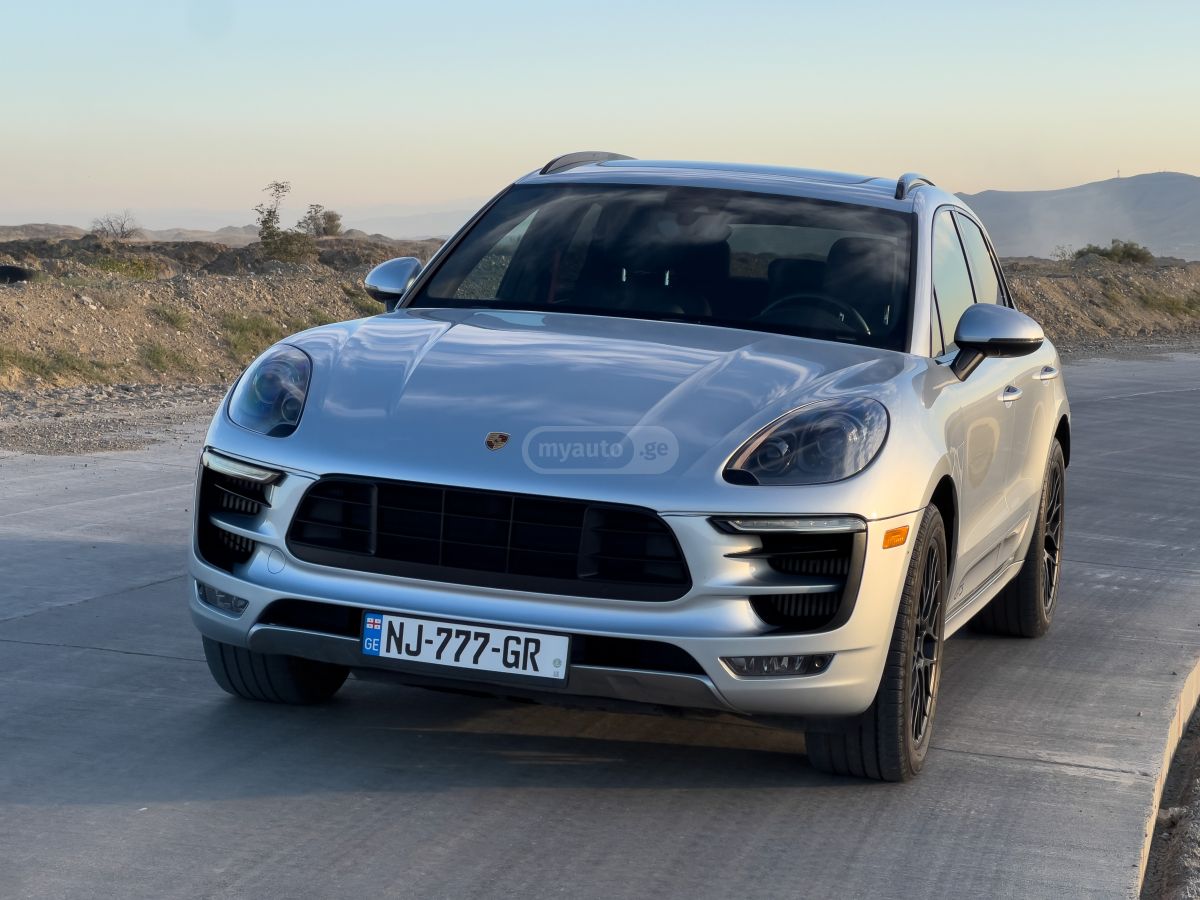 Porsche Macan - фото 1