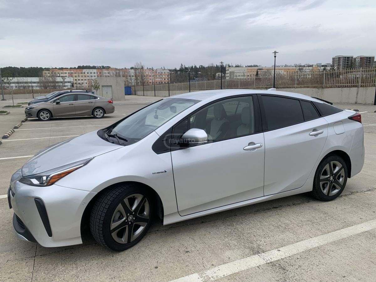 Toyota Prius - фото 5