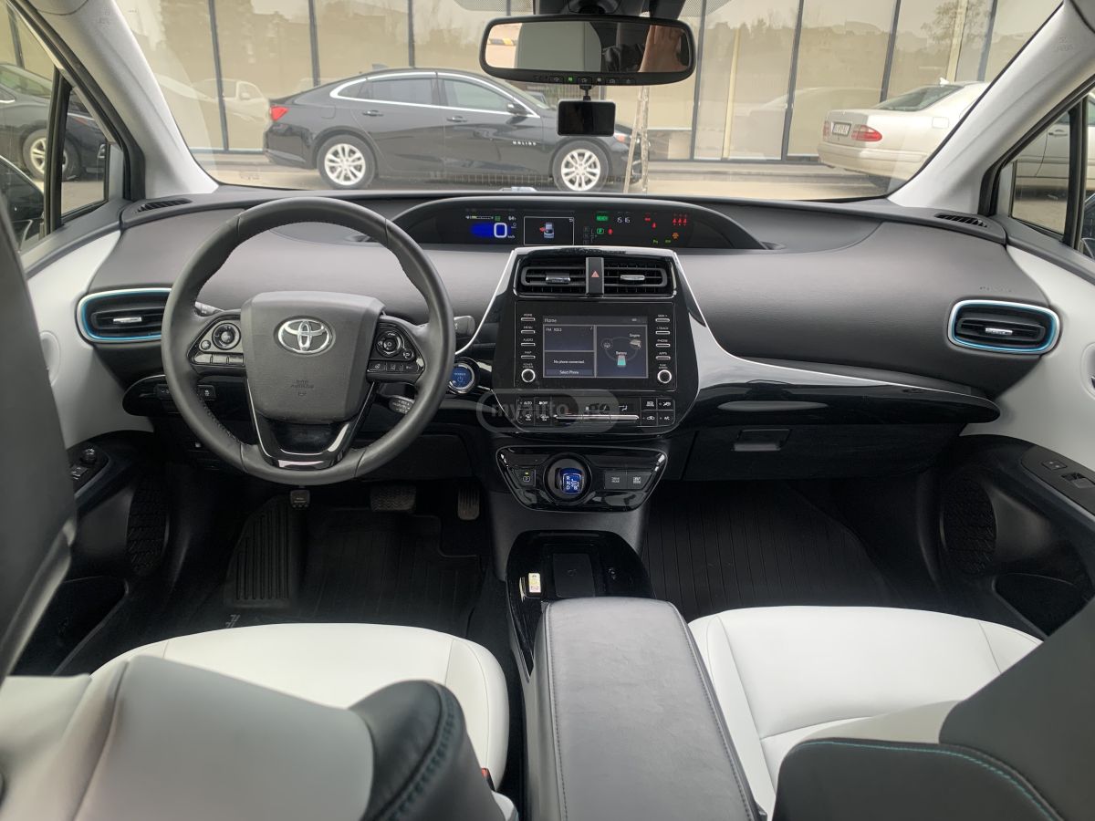 Toyota Prius - фото 9