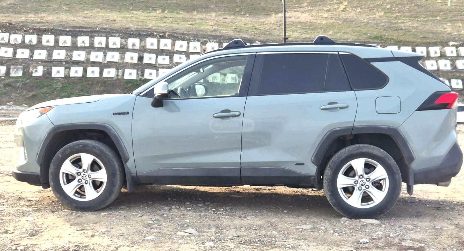 Toyota RAV 4 - фото 5