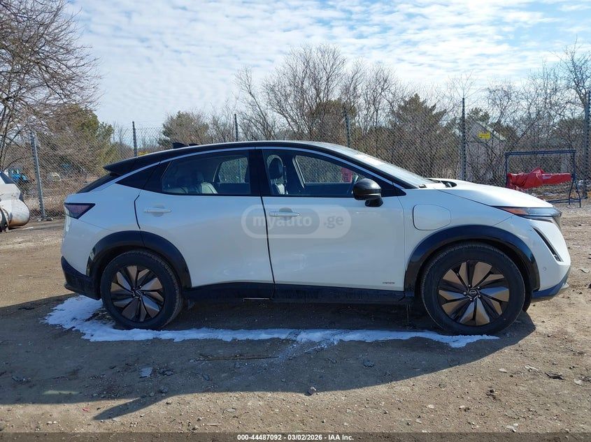 Nissan Ariya 2023 — миниатюра 11