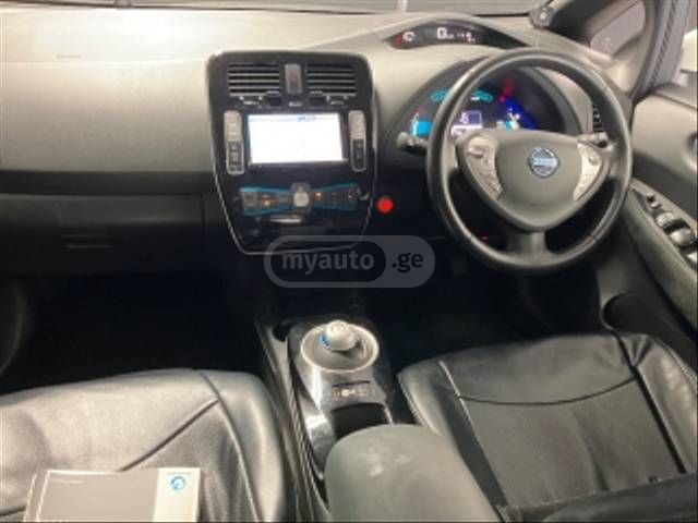 Nissan Leaf - фото 10