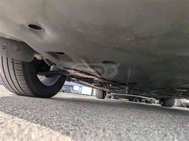 Nissan Leaf - фото 15