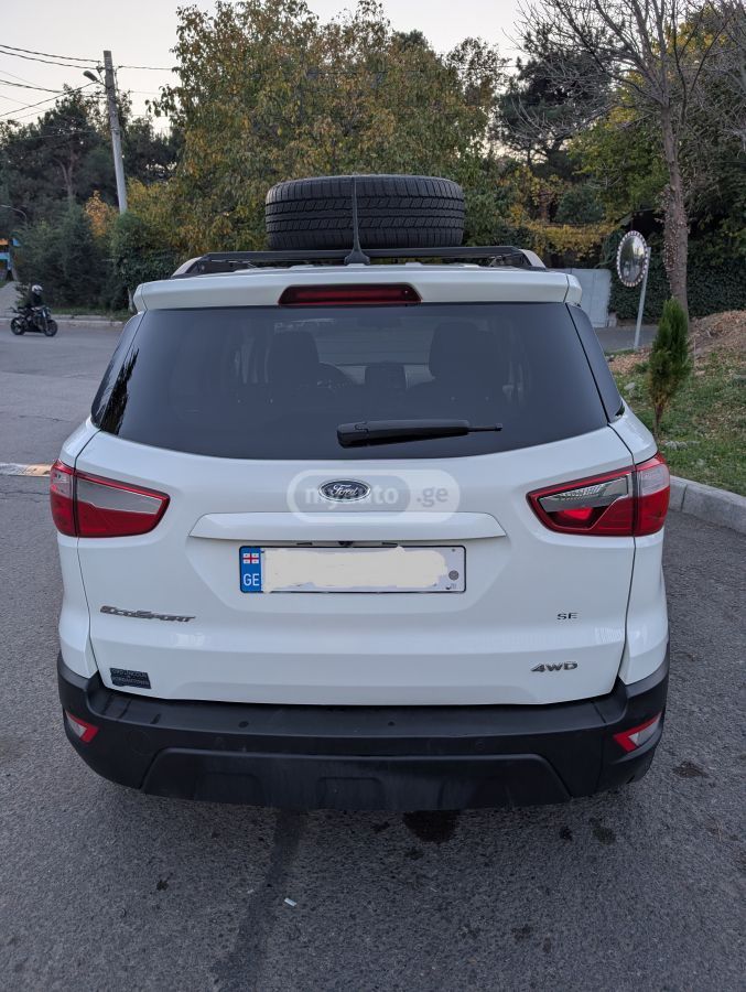 Ford Escape - фото 6