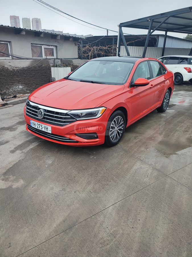 Volkswagen Jetta - фото 1