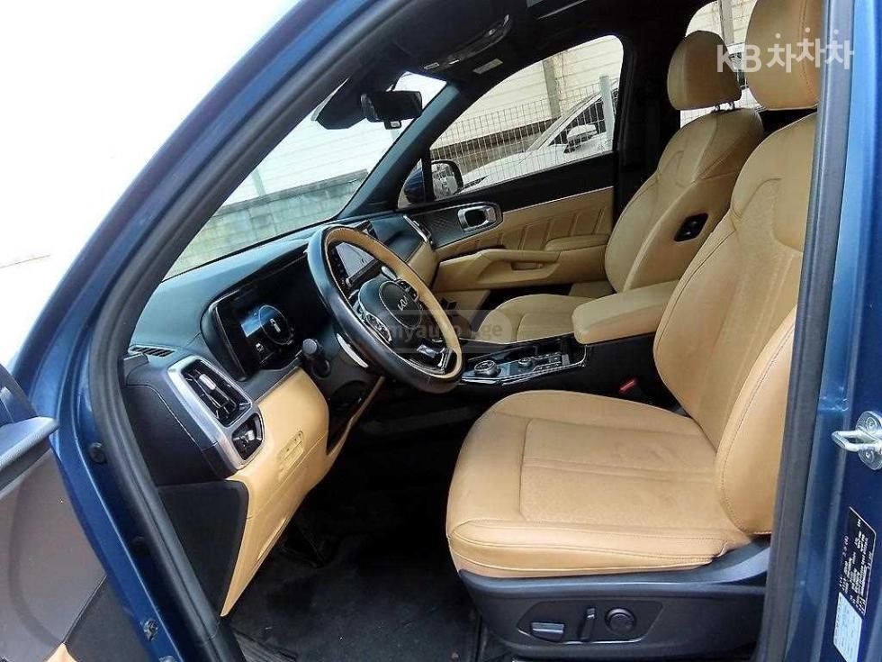 Kia Sorento - фото 4