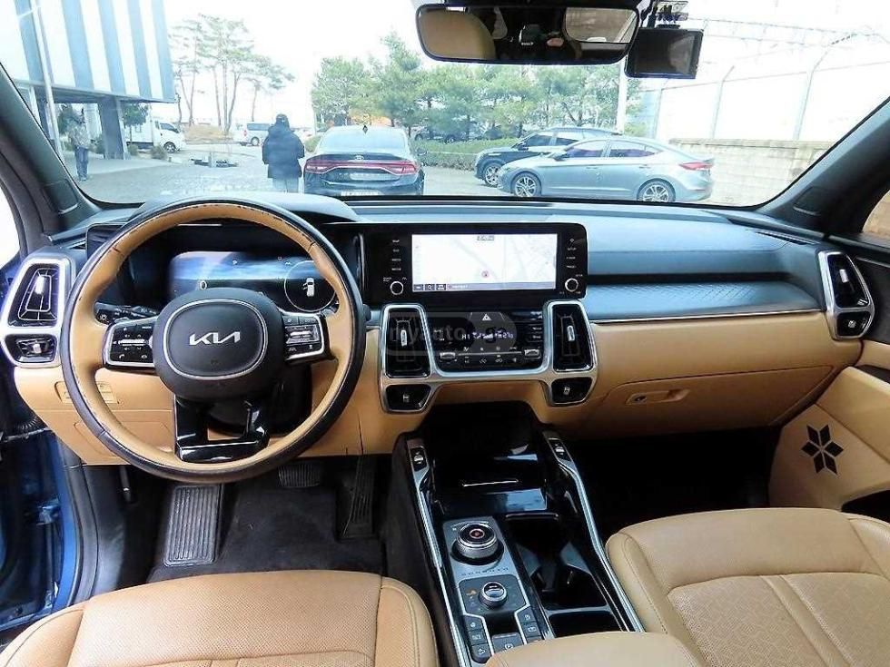 Kia Sorento - фото 6