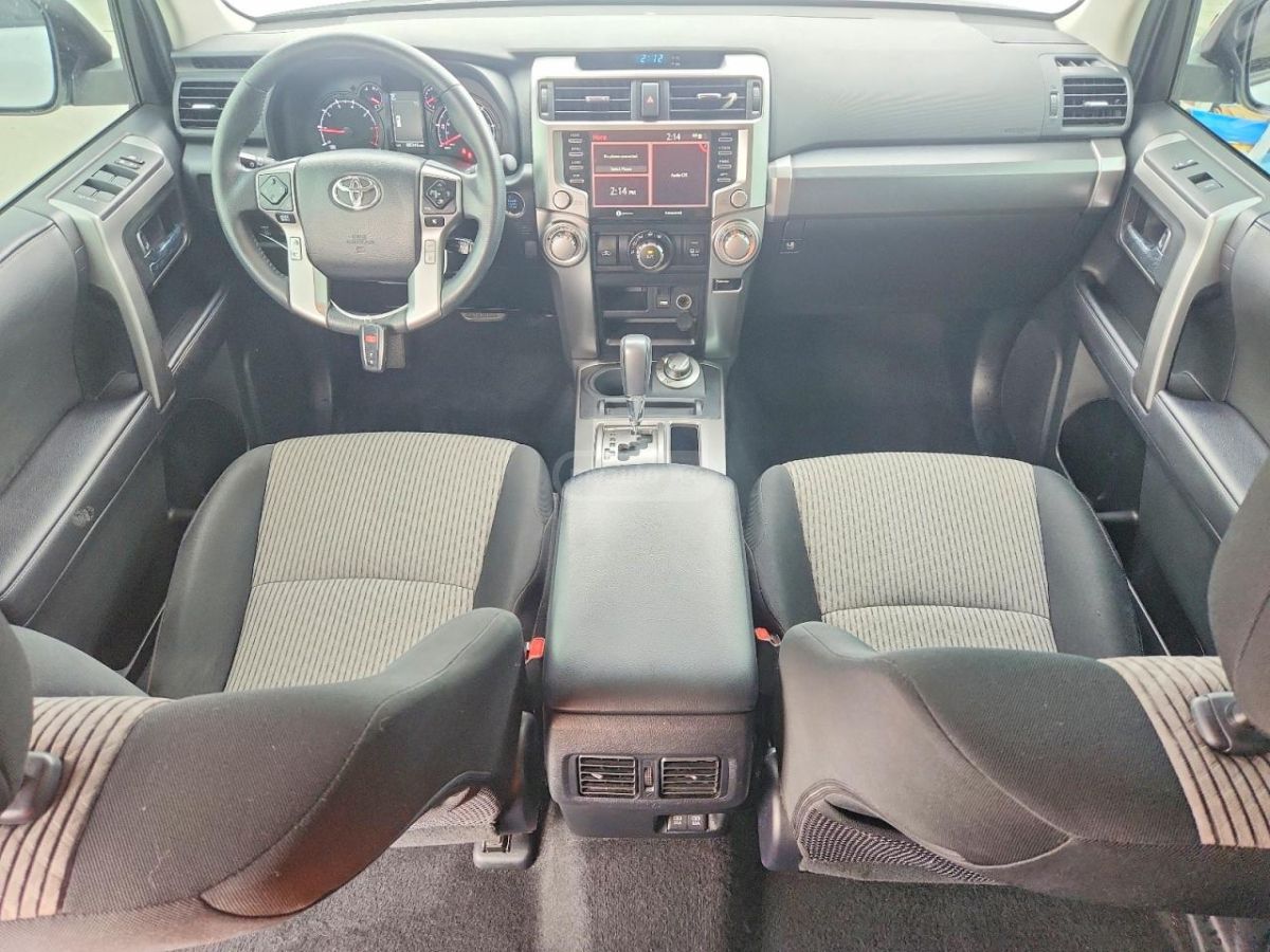 Toyota 4 Runner - фото 8