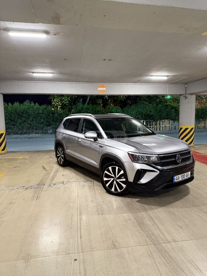 Volkswagen Taos - фото 1