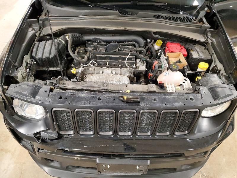 Jeep Renegade Latitude 4dr 4x4 Automatic 2021 — миниатюра 11