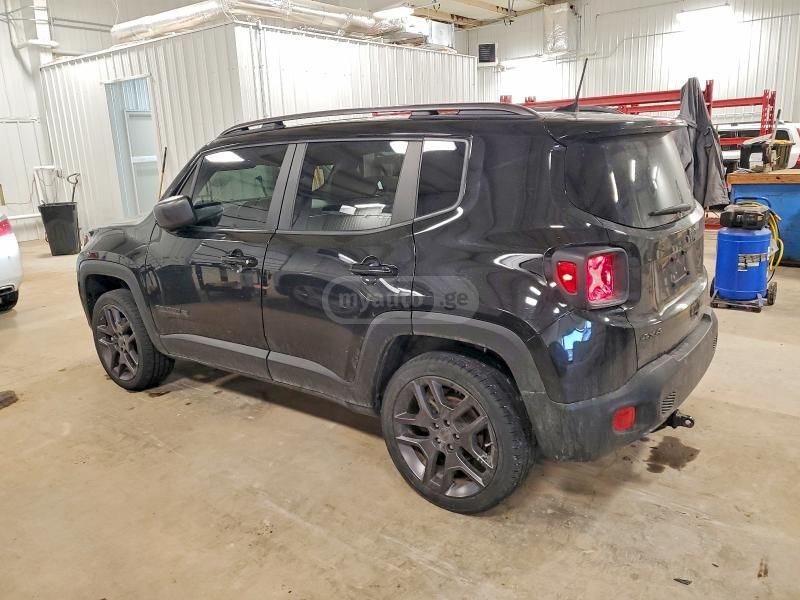 Jeep Renegade Latitude 4dr 4x4 Automatic 2021 — миниатюра 2
