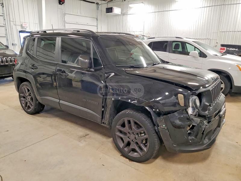 Jeep Renegade Latitude 4dr 4x4 Automatic 2021 — миниатюра 4