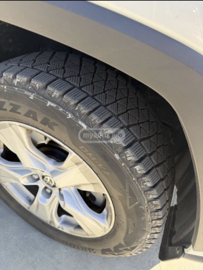 Toyota RAV 4 - фото 8