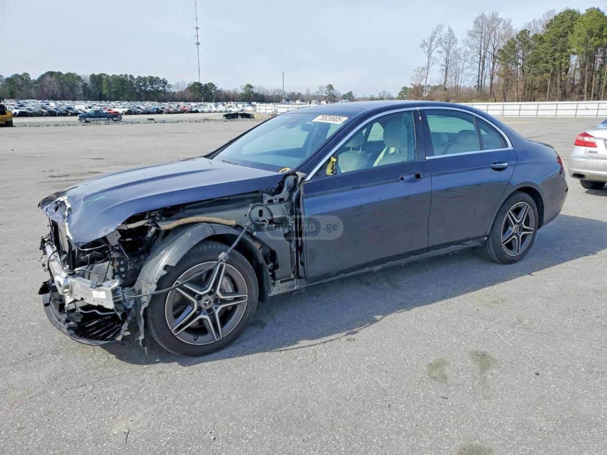 Mercedes-Benz E 350 2023 — миниатюра 1