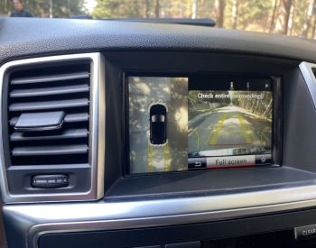 Mercedes-BenzML 400 4 MATIC2014