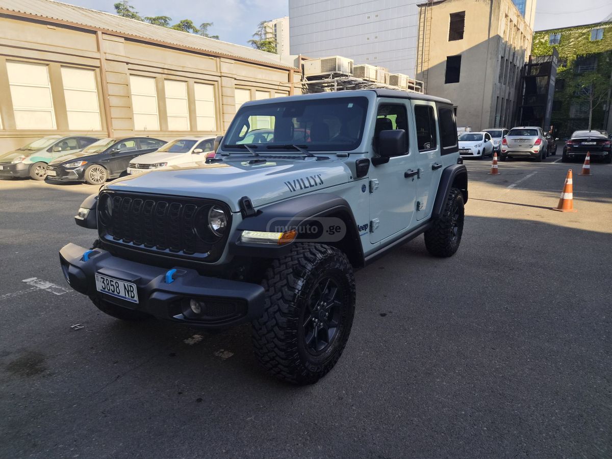 Jeep Wrangler - фото 2