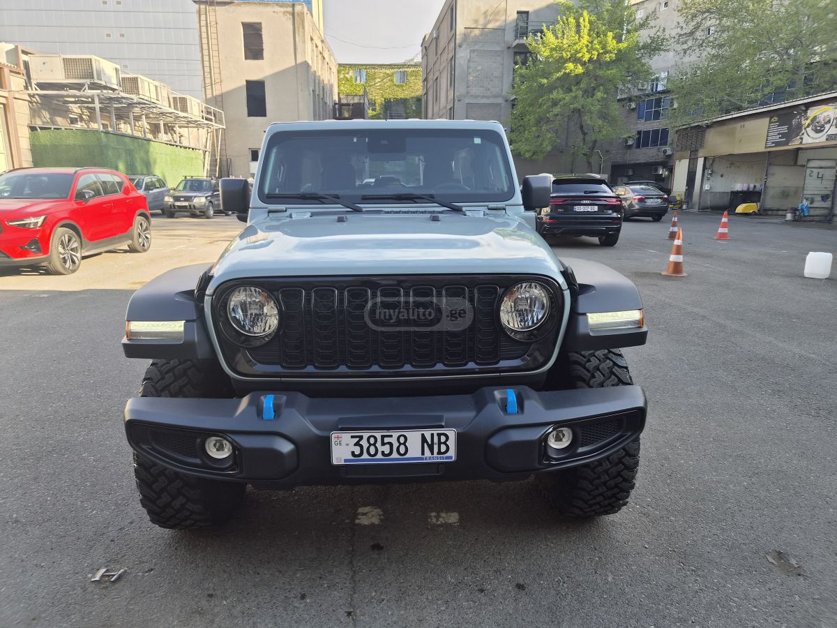 Jeep Wrangler - фото 3