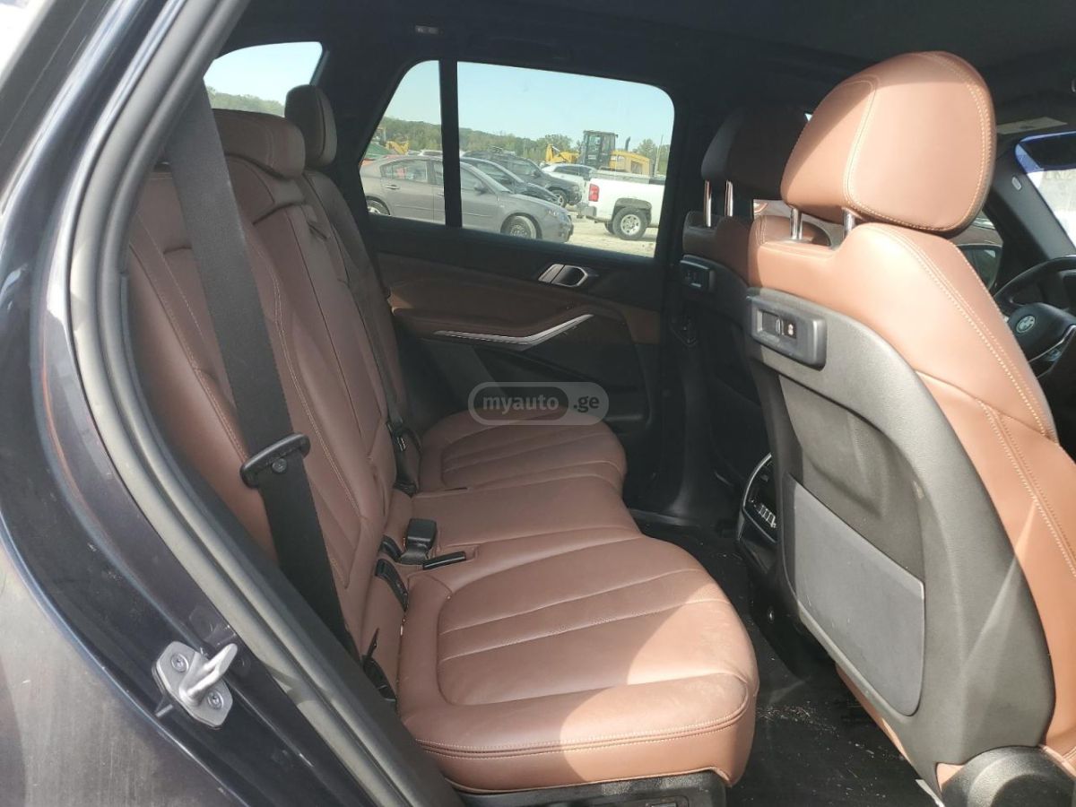 BMW X5 - фото 11