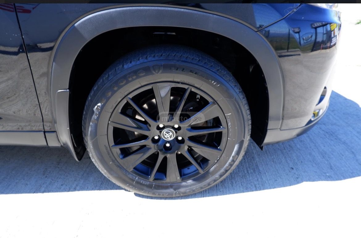 Toyota Highlander - фото 15