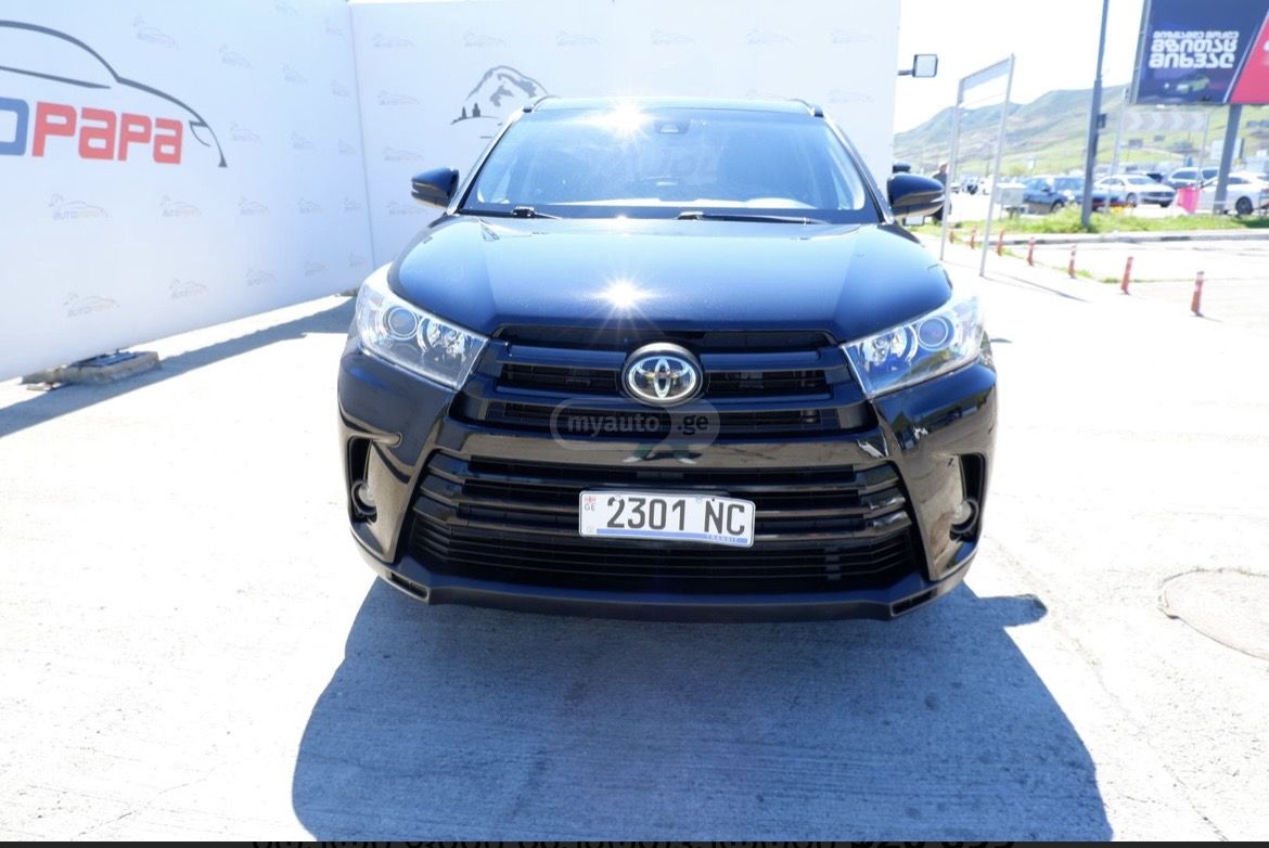 Toyota Highlander - фото 4