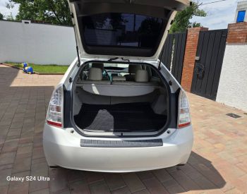 ToyotaPrius2010